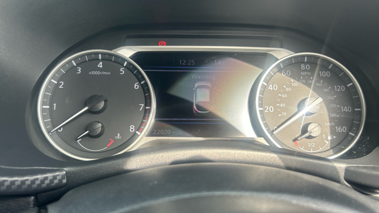 Nissan Juke 1.0 DiG-T N-Connecta 5dr DCT Petrol Hatchback